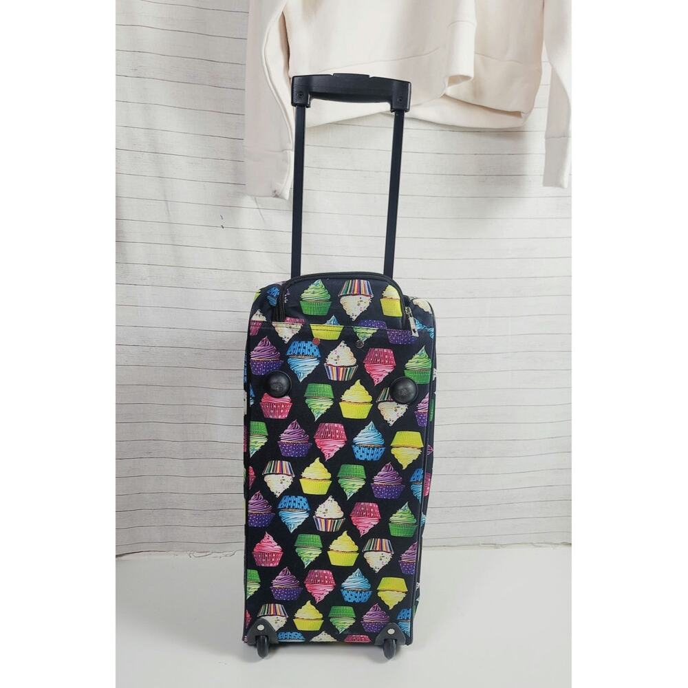 BETSEY JOHNSON ROLLING DUFFLE BAG IN CUPCAKE DESIGN